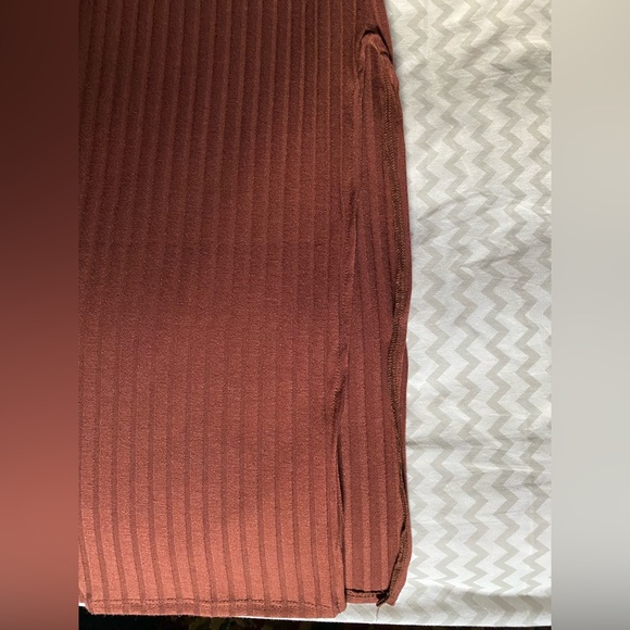 Scoop Neck Midi Dress - Picture 5 of 6